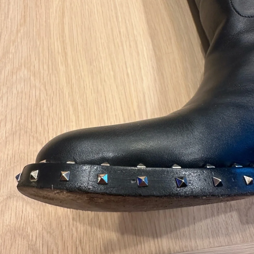 Valentino studded black leather boots - Picture 2 of 16